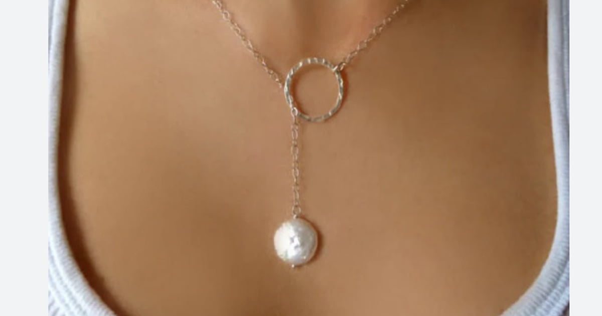 Modern Pearl Necklace